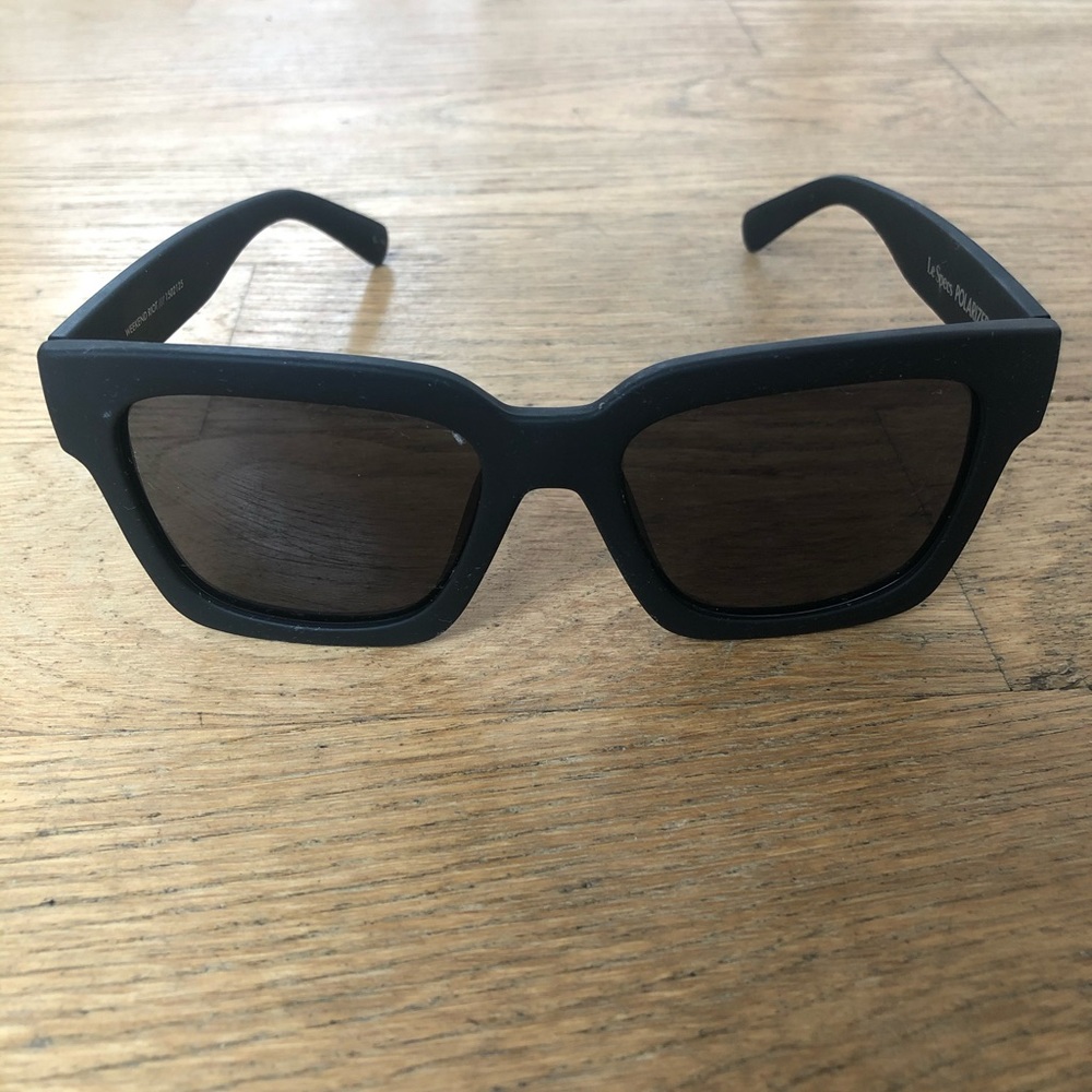Le Specs Weekend Riot Sunglasses NWT